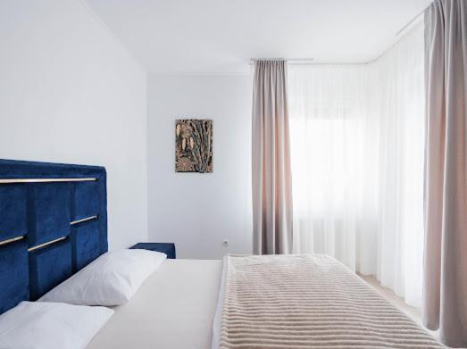 Regia Apartament Орадя Екстер'єр фото