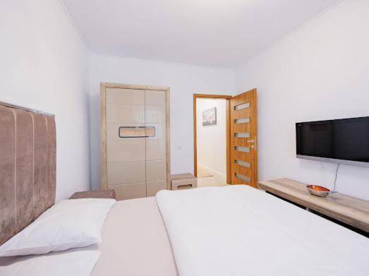 Regia Apartament Орадя Екстер'єр фото